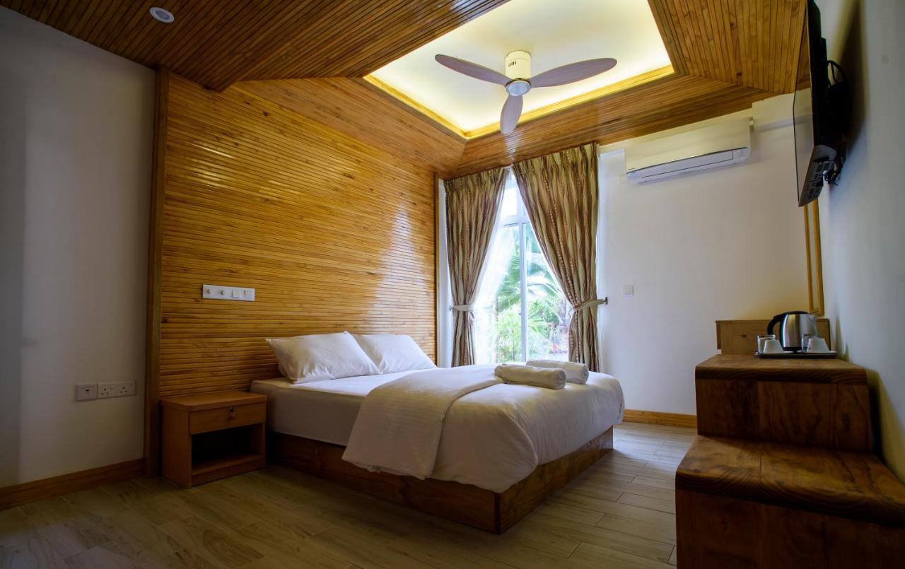 Perla Dhangethi Exterior photo